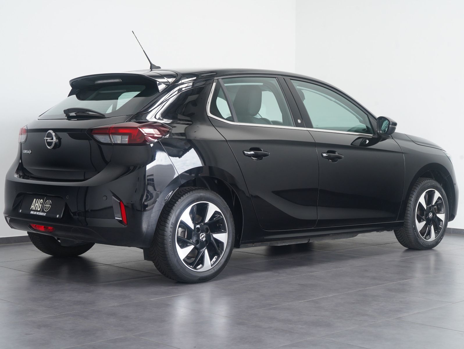 Fahrzeugabbildung Opel Corsa F e Elegance LED/NAVI/DAB/CARPLAY/SOH