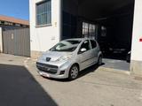 Peugeot 107 1.0 68CV 5p. Desir - silberne Peugeot 107
