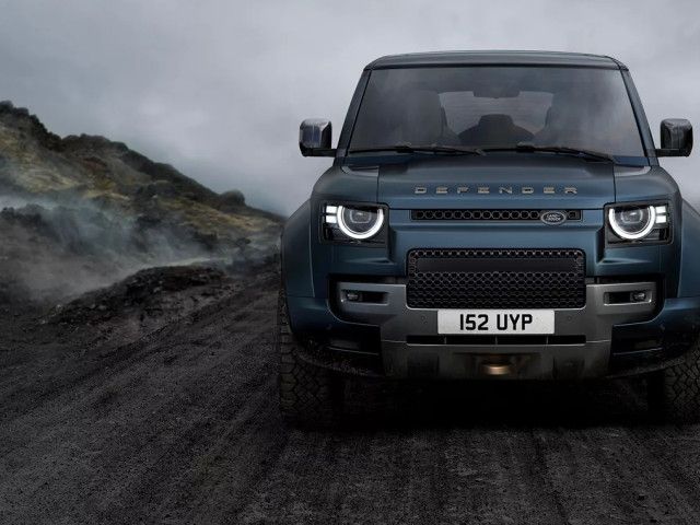 LAND ROVER Defender 110 P635 AWD OCTA Chopped Carbon Fibre