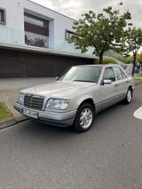 Mercedes-Benz 250 - Mercedes-Benz 250 aus 1994
