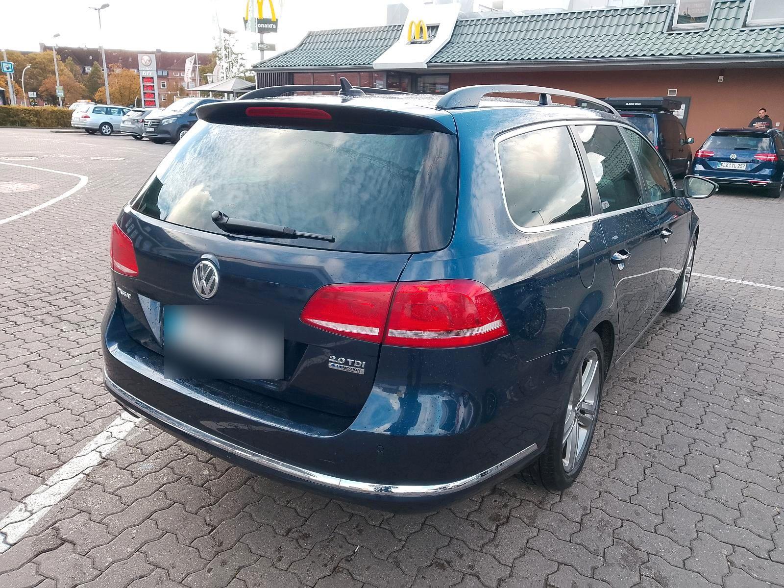 Volkswagen Passat 2013 — engine 140 HP (103kW)