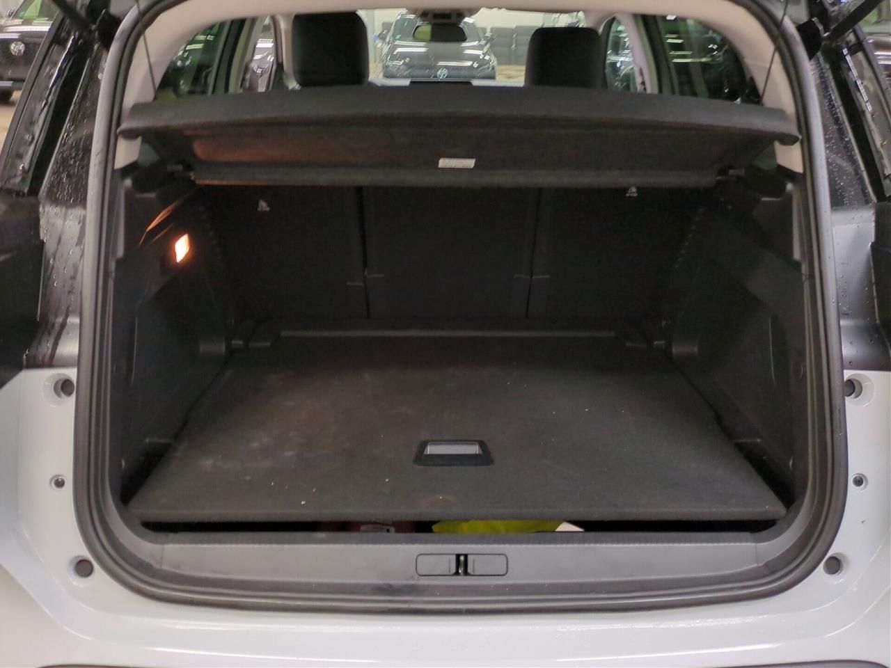Fahrzeugabbildung Citroën C5 Aircross Hybrid 145 Max e-DCS6 Automatik Navi