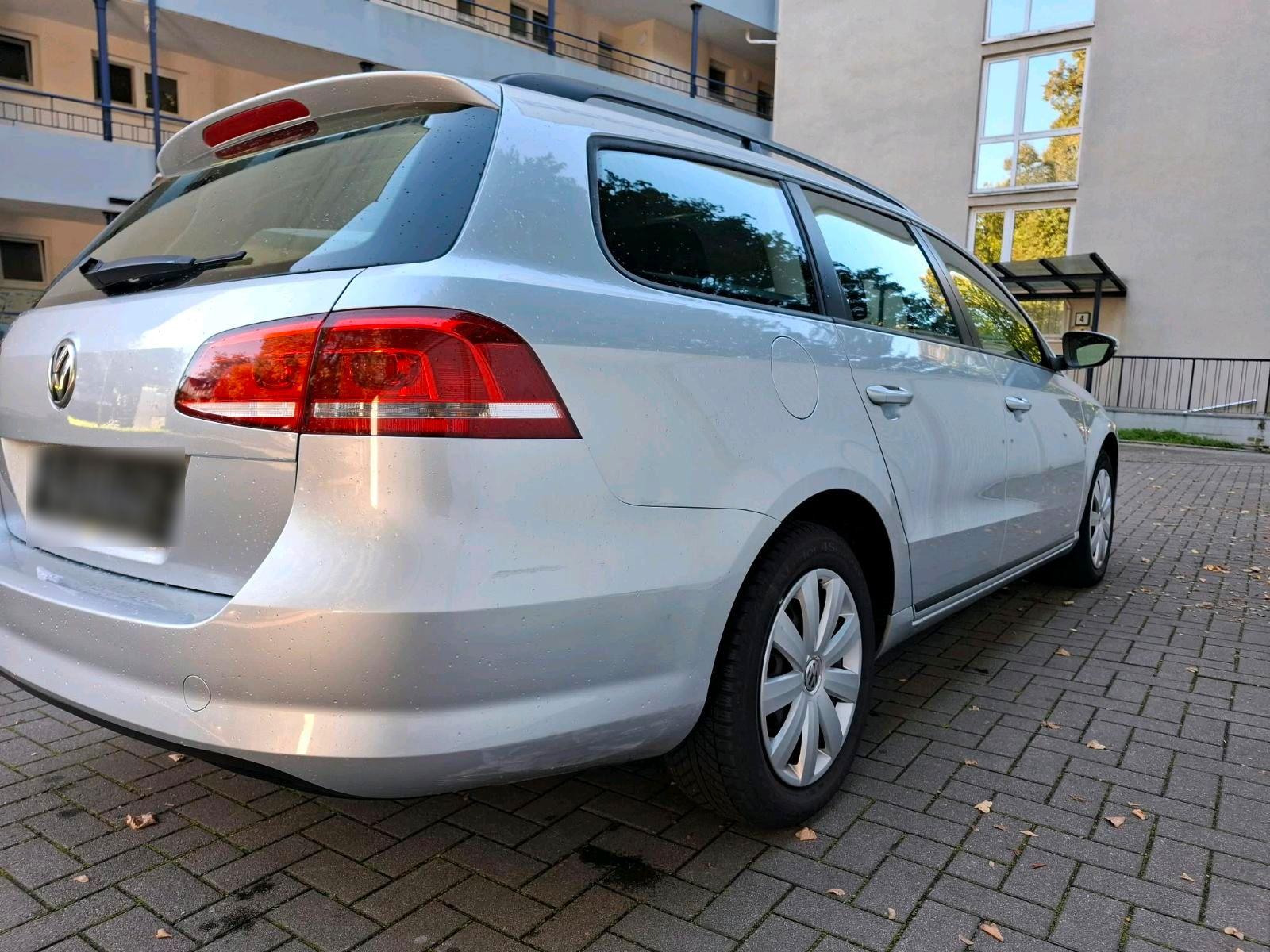 Volkswagen Passat 2011 — двигун 122 HP (90kW)
