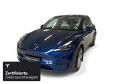 Tesla Model Y Rear-Wheel Drive - blaue Tesla Model Y