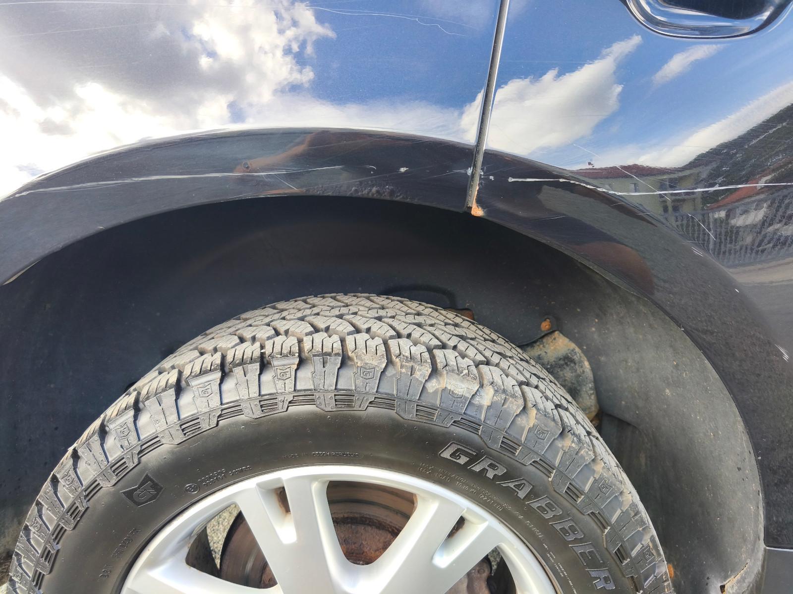 Volkswagen Touareg 2010 — photo 19
