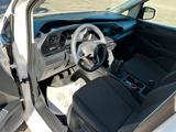Volkswagen Caddy Maxi Cargo Sortimo AHK - LKWs in Augsburg