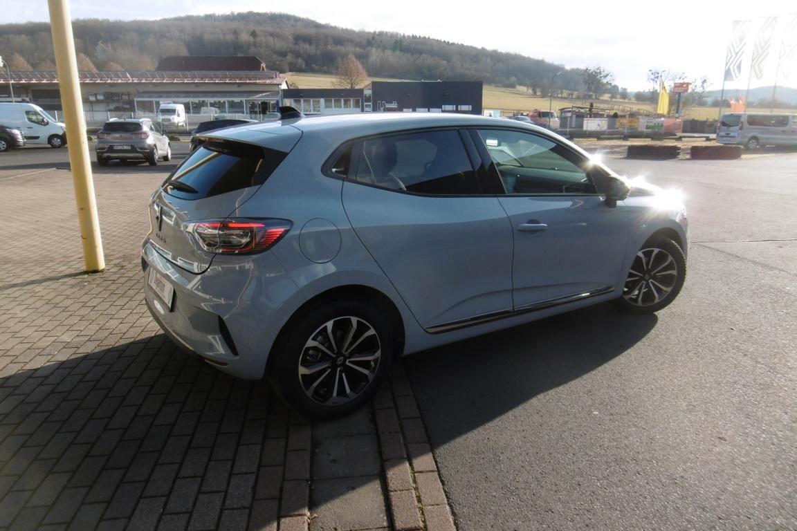 Renault Clio Techno TCe 90+Winter+360°Kamera+GJR+Navi+Me