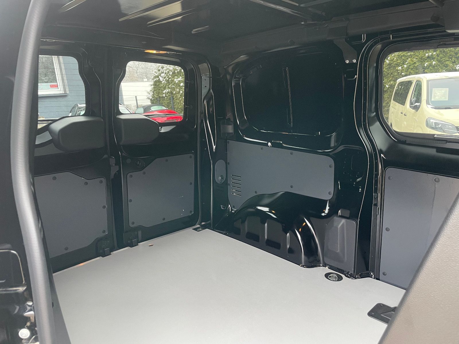 OPEL Vivaro, 2023, Diesel, 120 PS