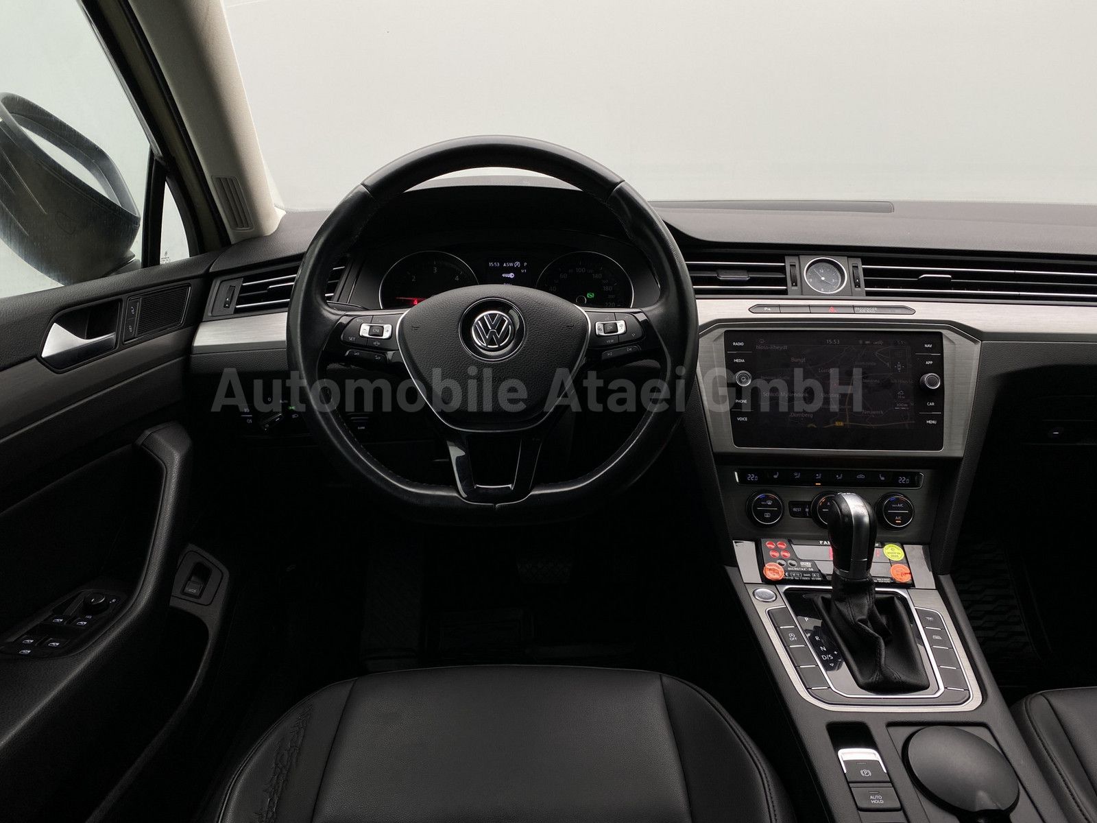 Fahrzeugabbildung Volkswagen Passat Variant TDI DSG *TAXI* TAXAMETER+TOP 3227