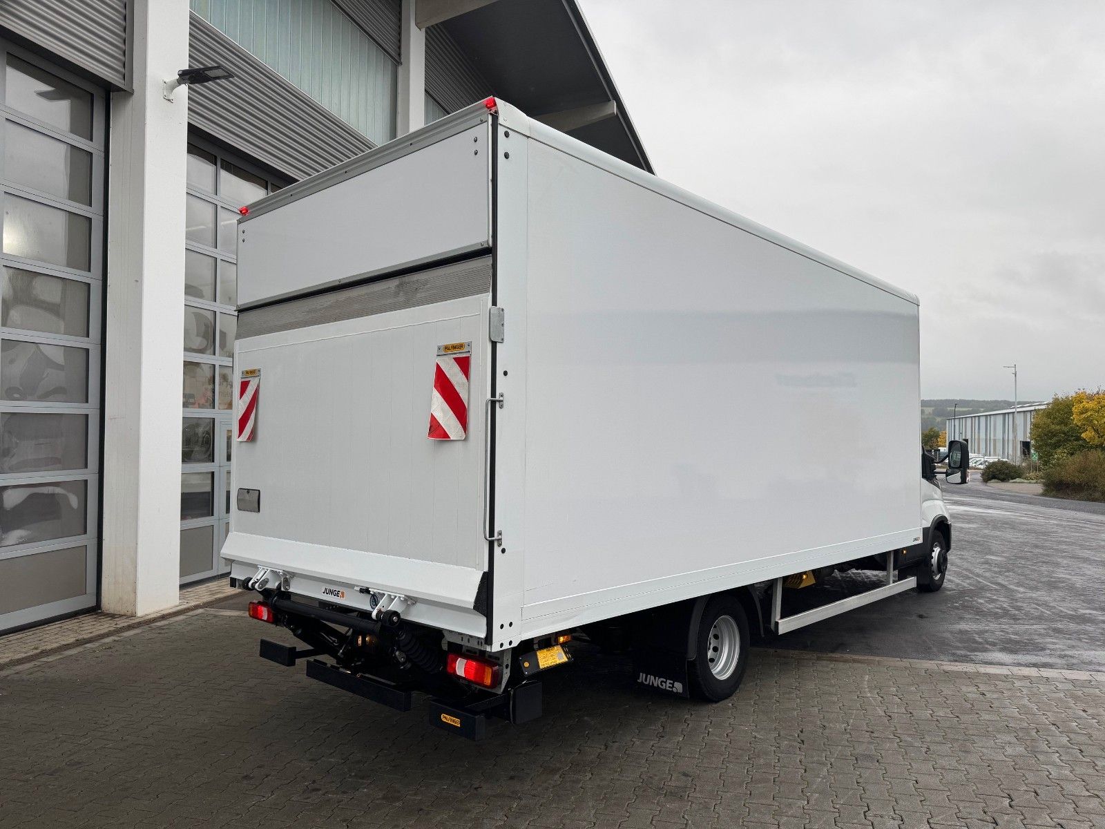 Fahrzeugabbildung Iveco Daily 70C18 A8 *Koffer*LBW*Automatik*