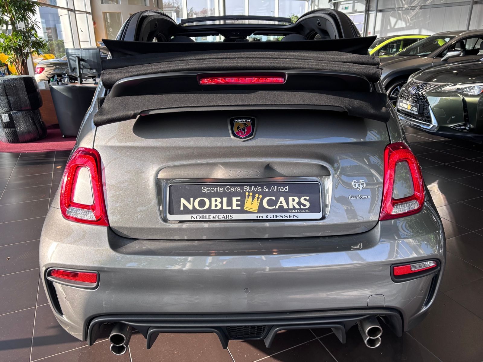 Fahrzeugabbildung Abarth 695C Automatik KLIMA NAV BEATS LEDER SHZ