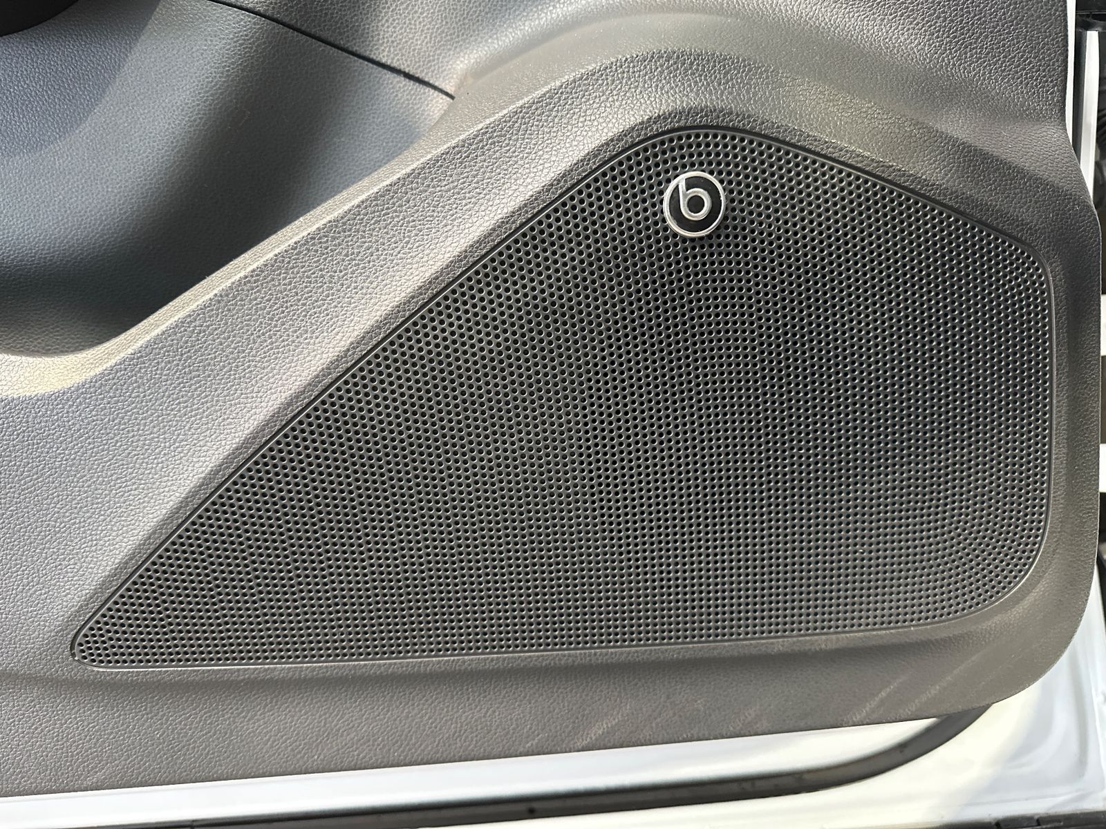 Fahrzeugabbildung SEAT Ateca Xperience NAV+LED+ACC+360°+AHK+BEATS