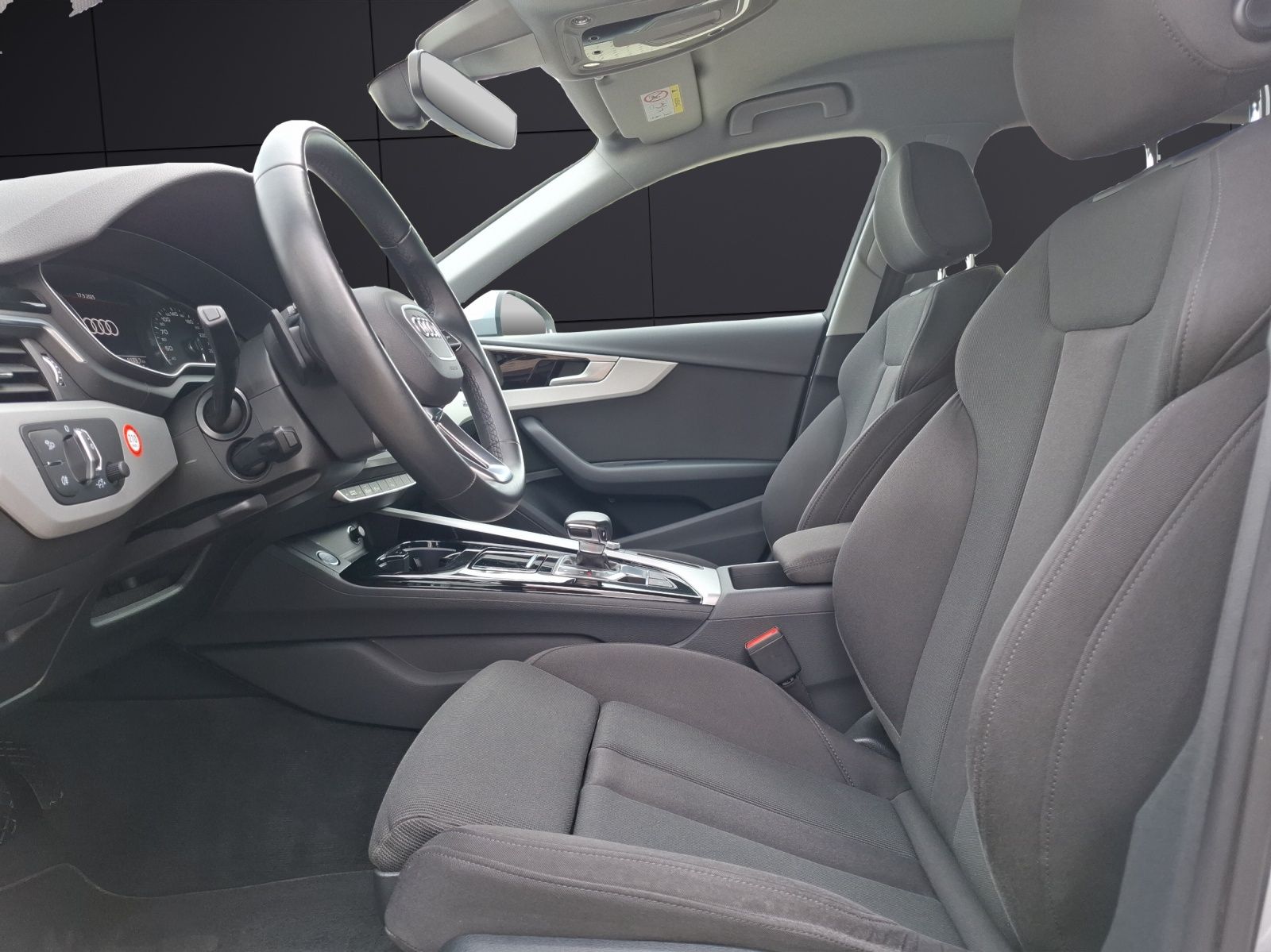 Fahrzeugabbildung Audi A4 Avant 40 TDI quattro S-tronic AHK Navi ACC PD