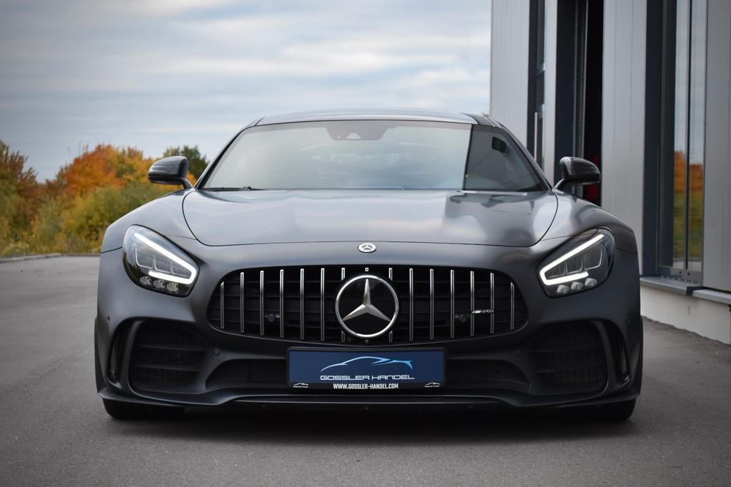 Mercedes-Benz AMG GT R