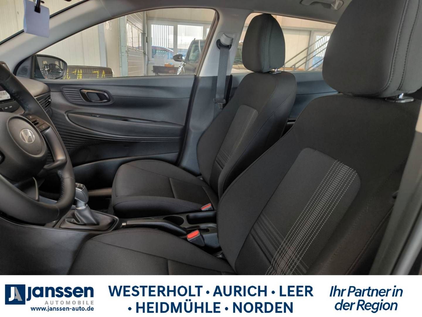 Fahrzeugabbildung Hyundai i20 FL (MY26) 1.0 T-GDI (90 PS) 6-MT Select Navi