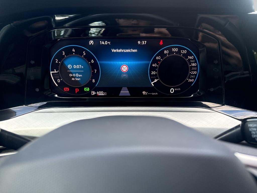 Volkswagen Golf 1.0 eTSI DSG Life LED ACC RKam Keyless Navi, миниатюра 17
