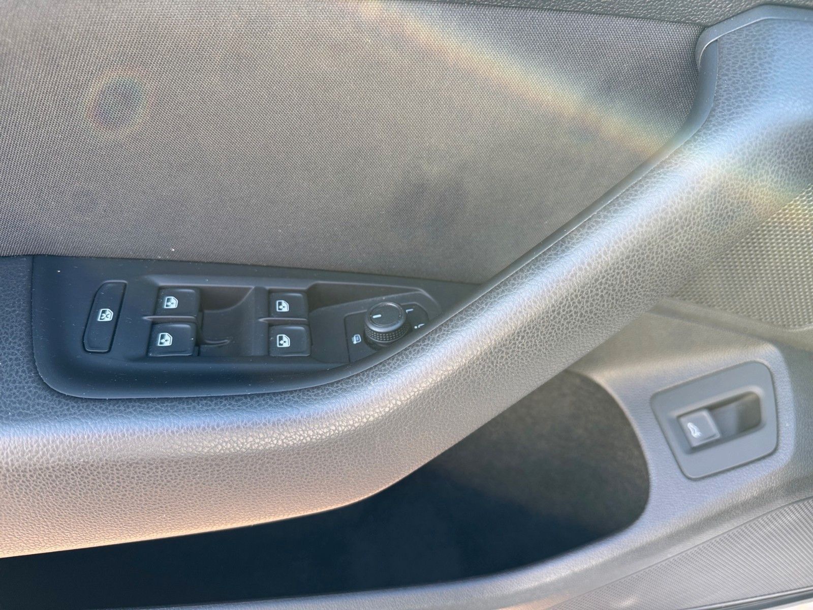 Fahrzeugabbildung Volkswagen Passat Variant 1.5 TSI