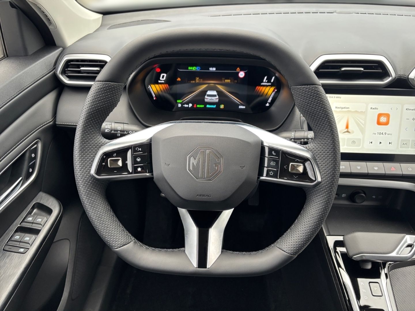 MG ZS