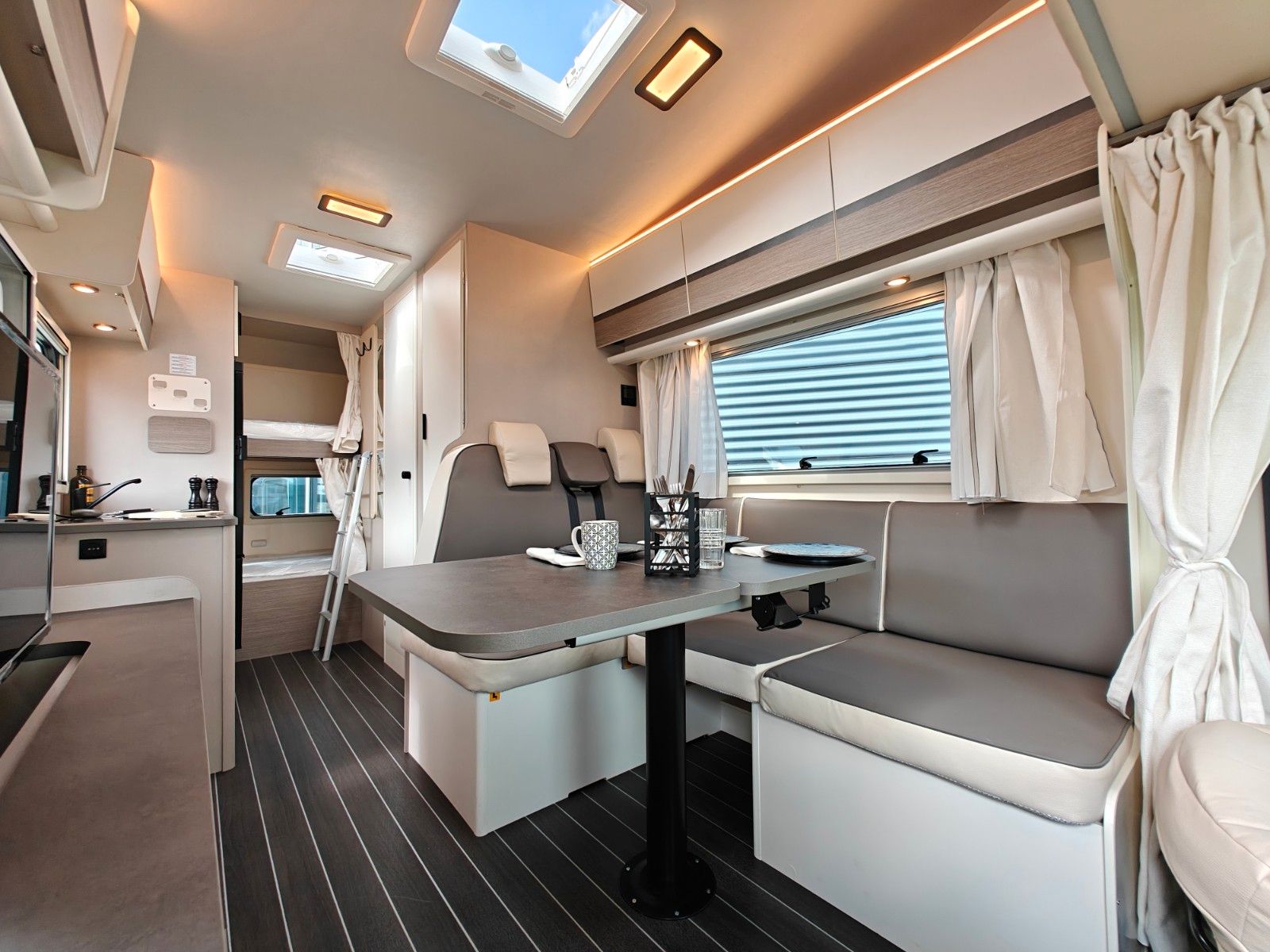 Fahrzeugabbildung XGO Dynamic 39 Lounge AUTOMATIK 2025 SPRING SALE