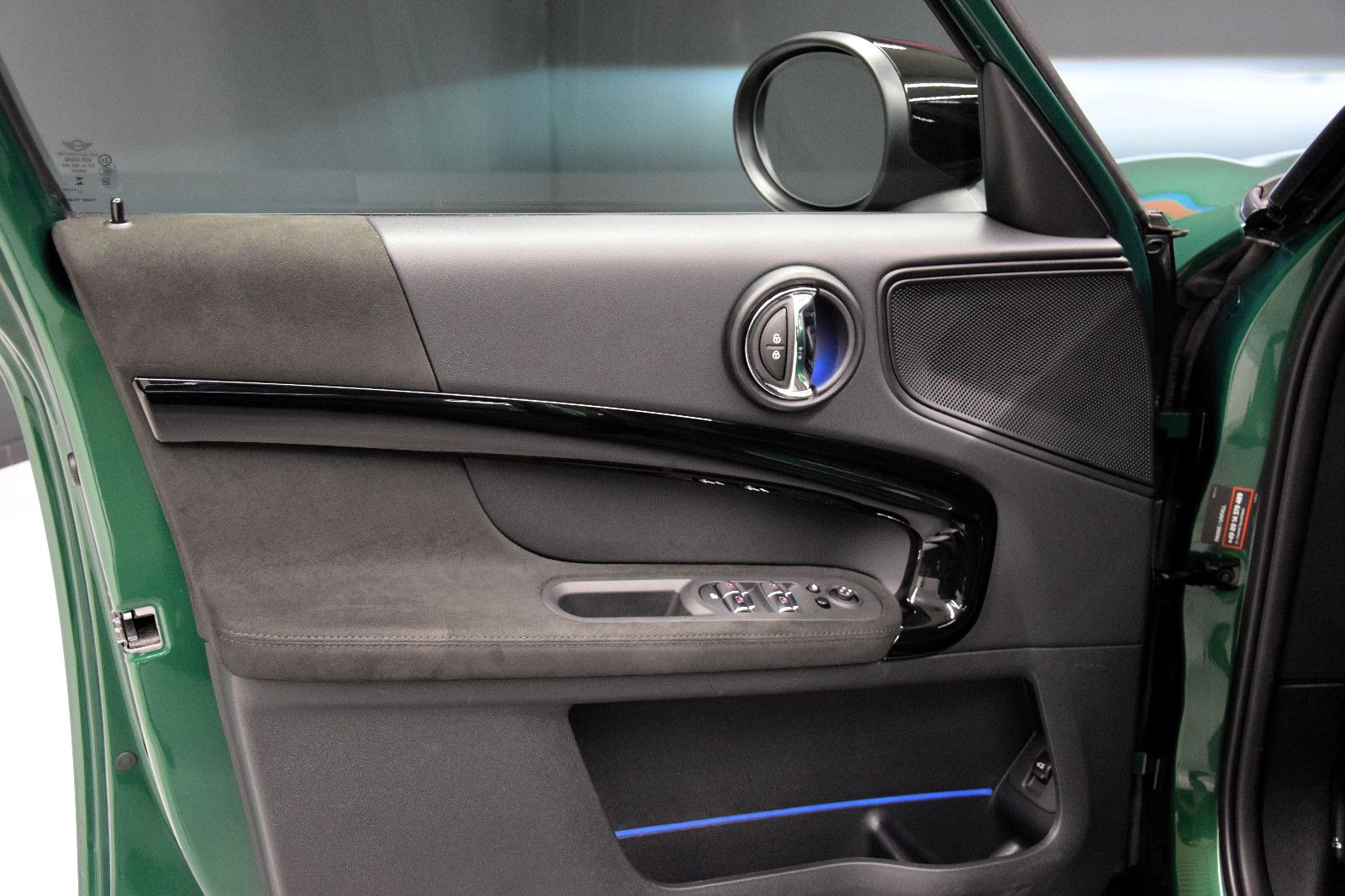 Fahrzeugabbildung MINI Countryman Cooper Yours Trim Pano Premium Plus