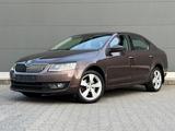 Skoda Octavia Lim. Elegance Teilleder MemorySitz DSG - Skoda Octavia in Frankfurt (Main)