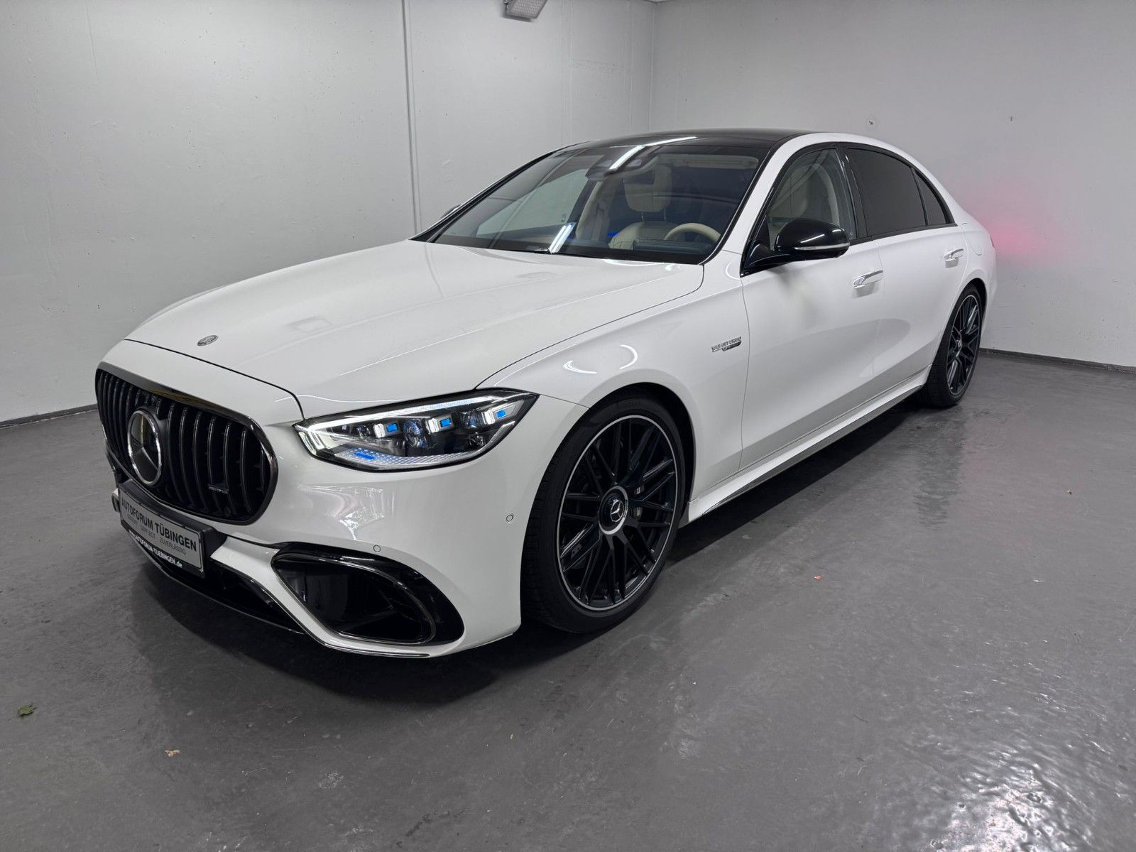 Fahrzeugabbildung Mercedes-Benz S 63 E Performance L *PANORAMA*MANUFAKTUR*
