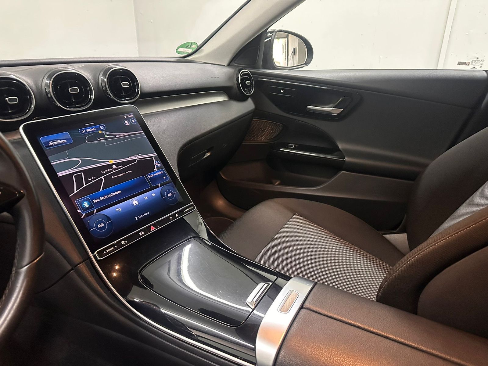 Fahrzeugabbildung Mercedes-Benz C 220 d T Autom.*AVANTGARDE*AHK*CARPLAY*