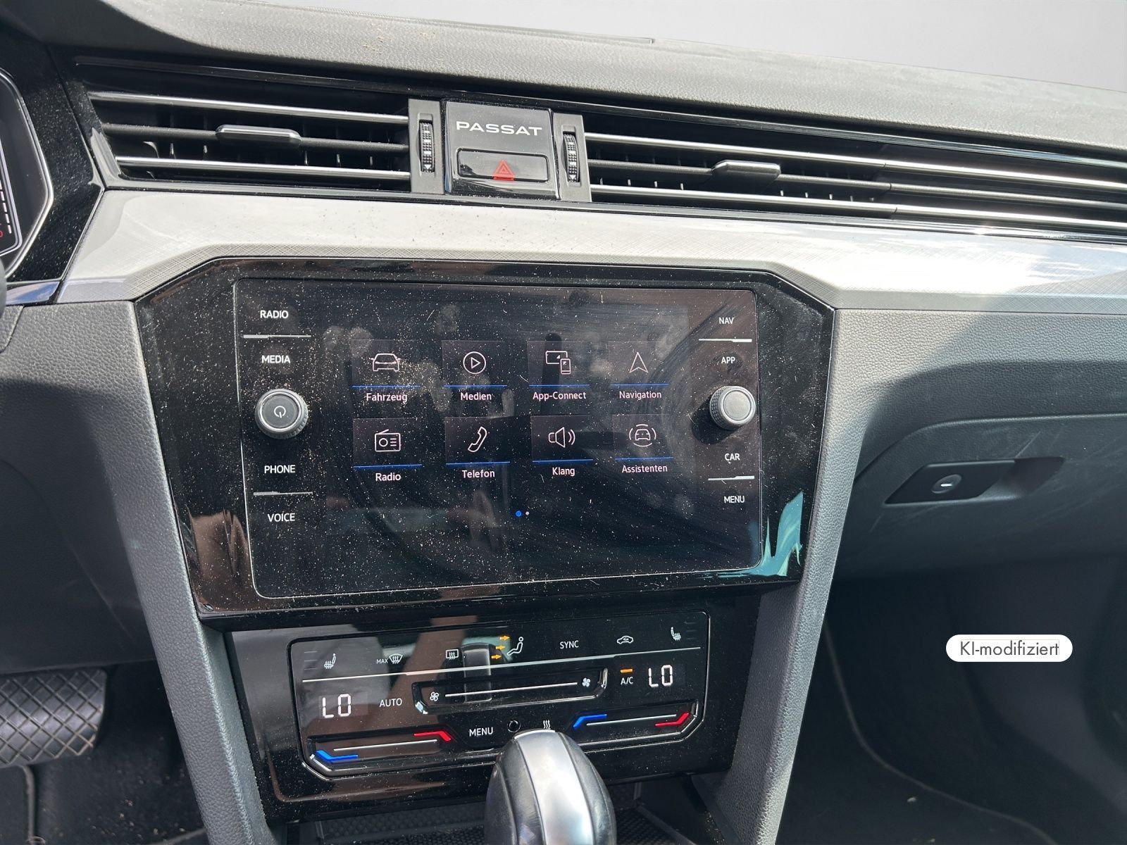 Volkswagen Passat Variant - Bild 12