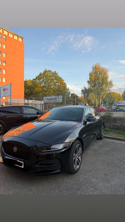Image of Jaguar XE