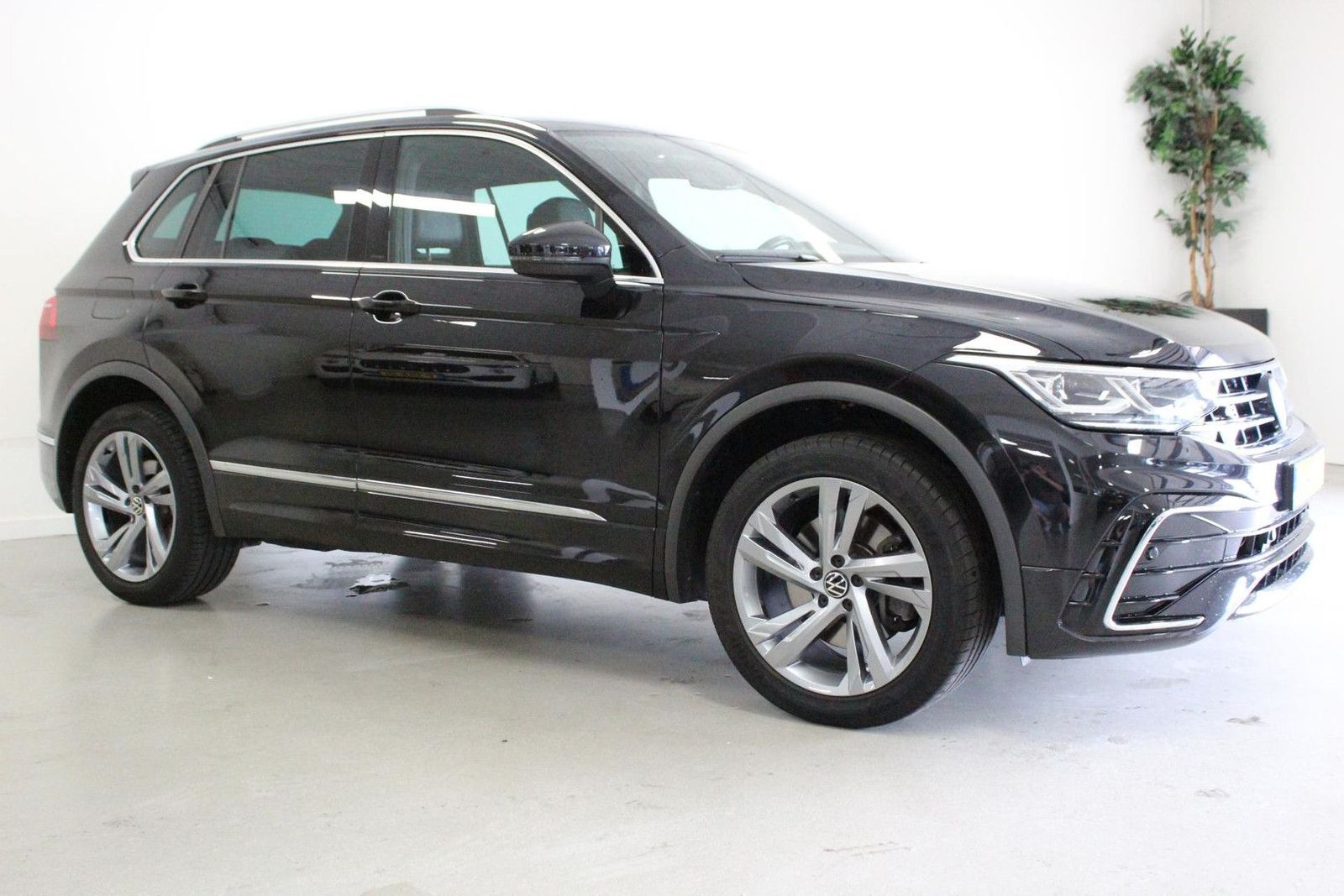 Volkswagen Tiguan 1.4 TSI eHybrid R-Line Business+ | BJ:202 imagem 2