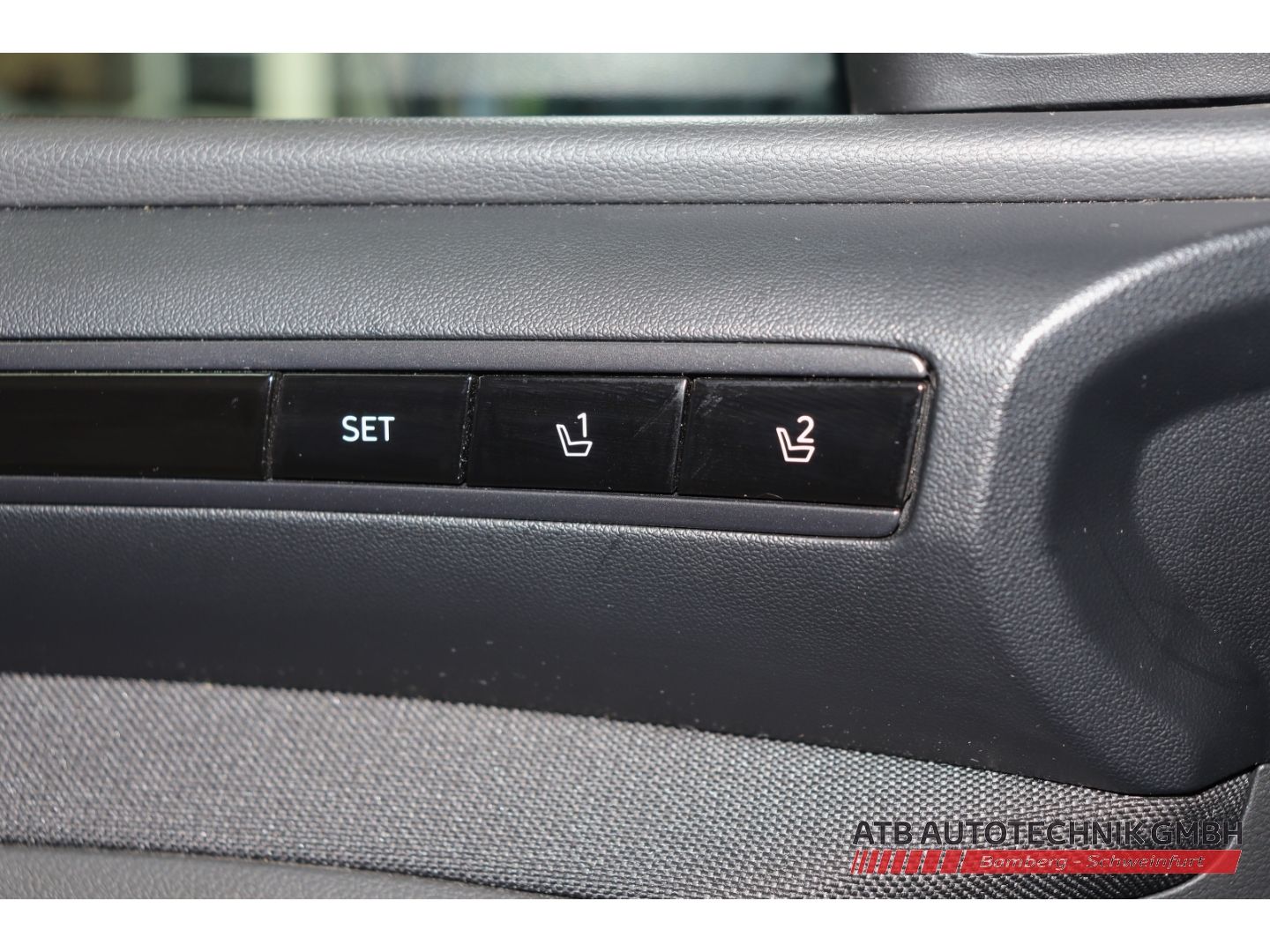 Fahrzeugabbildung Hyundai Tucson N-Line 1.6 T-GDi PHEV 4WD 98% SOH El. Pan