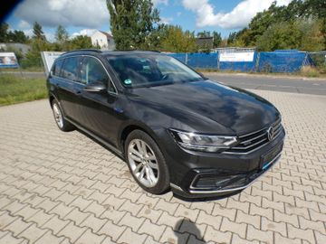 Volkswagen Passat Variant - 3