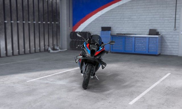 Fahrzeugabbildung BMW M1000RR mit Competition Paket sofort verfügbar