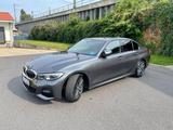 BMW 320d M Sport Automatik Head-Up Service inkl.  - BMW 320 mit Diesel-Antrieb: I