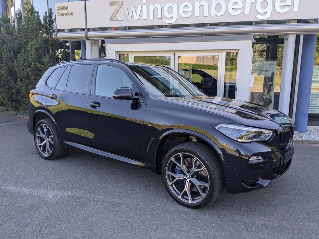 Image of BMW X5