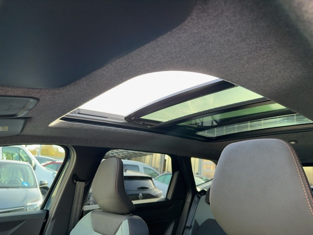 Fahrzeugabbildung Dacia Bigster Extreme HYBRID 155 el. Heckkl. SHZ