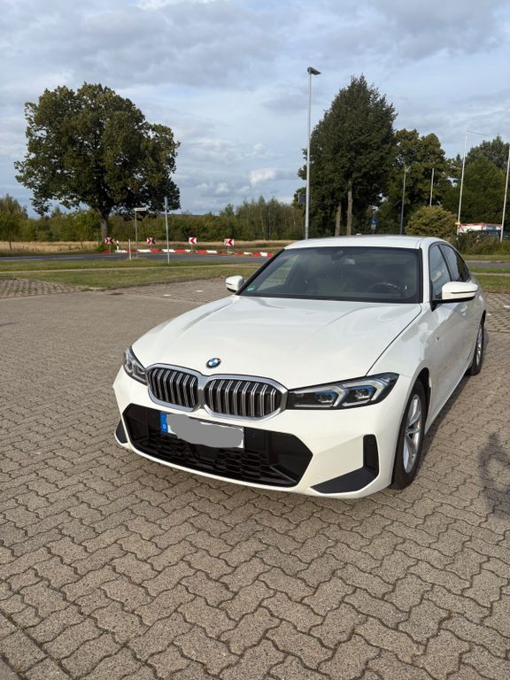 Image of BMW 320