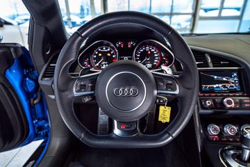 Audi R8 LMX V10 5.2 FSI 570 ch • Série limitée n° 10/99 • 13 400 km • Carbone • Céramique • B&O