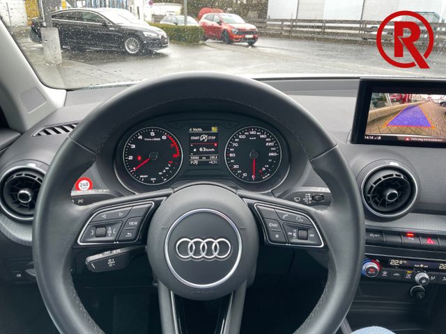 Q2 35 TFSI basis PDCv+h Navi SHZ Multif.Lenkrad 