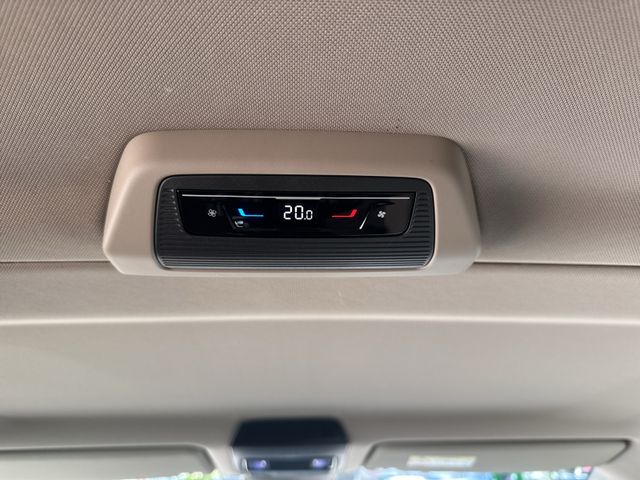 T7 Multivan 2.0 TDI KÜ, Sthzg, Navi, RearView, L