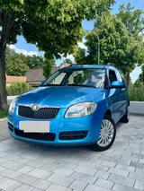 Skoda Roomster 1.6 105PS Benzin Familienwagen Klima - Skoda Roomster in Frankfurt (Main)