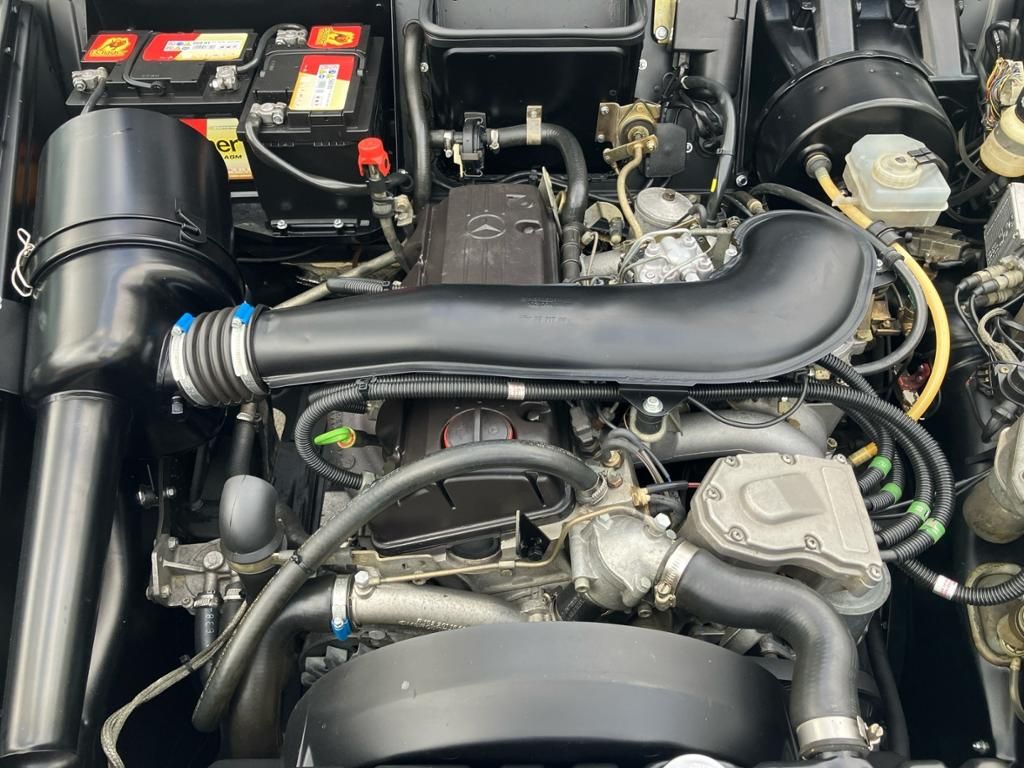 Fahrzeugabbildung Mercedes-Benz G 230 PUCH 230 GE 4x4 LANG*CABRIO*RESTAURATION