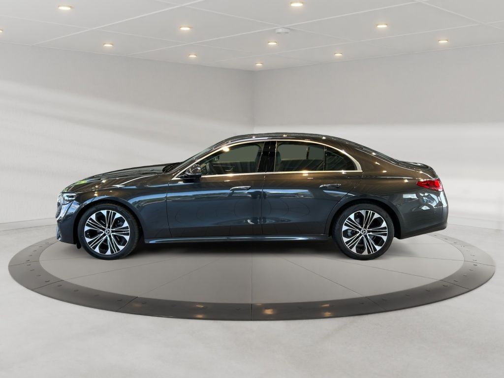 Mercedes-Benz E 220 d Avantgarde Avantgarde MBUX Wide Cam LED foto 4