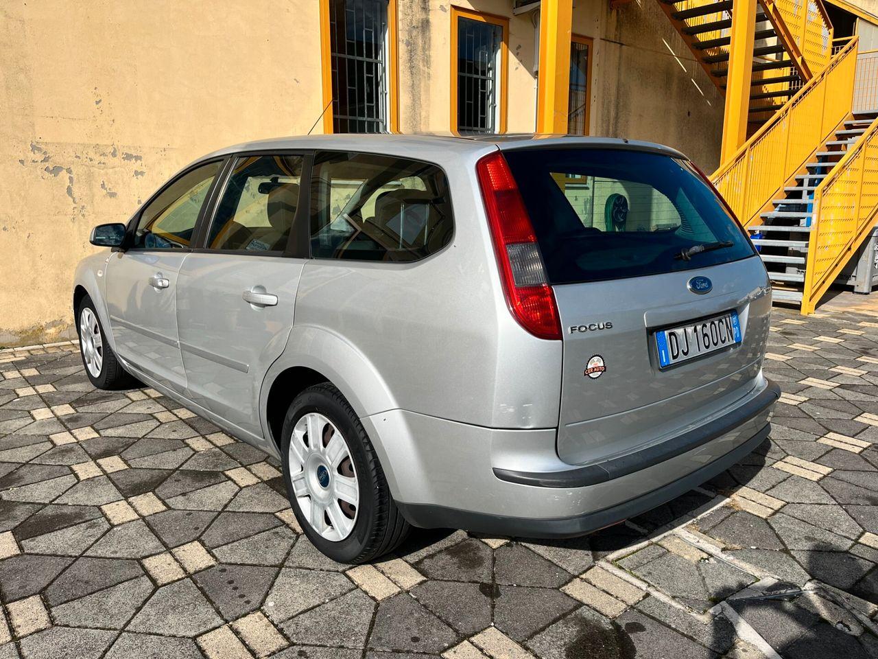 Ford Focus 2007 — photo 7