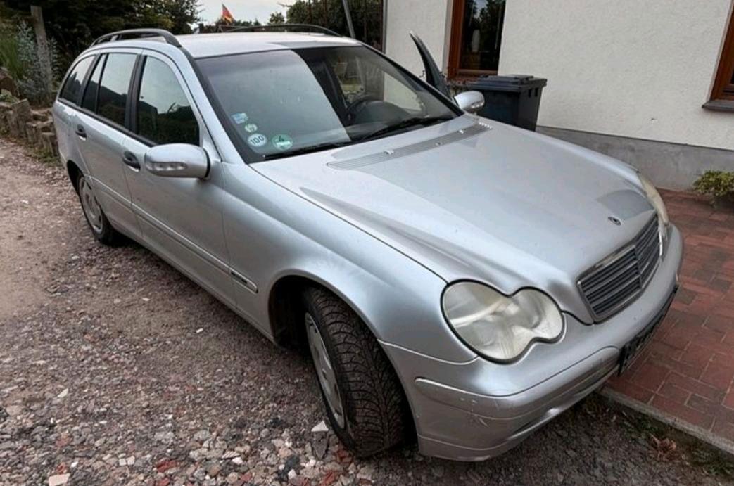 Mercedes-Benz C 200