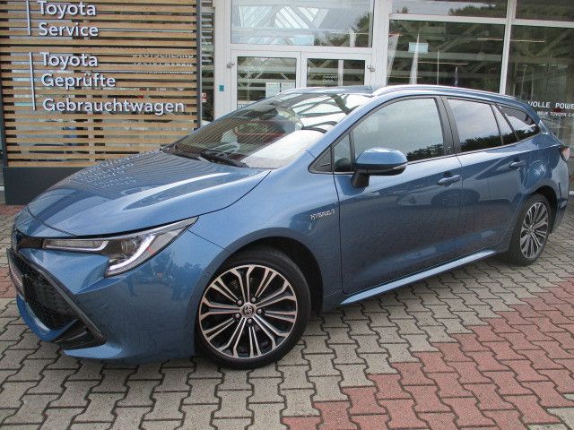 Fahrzeugabbildung Toyota Corolla Touring Sports Hybrid Team D, Navi