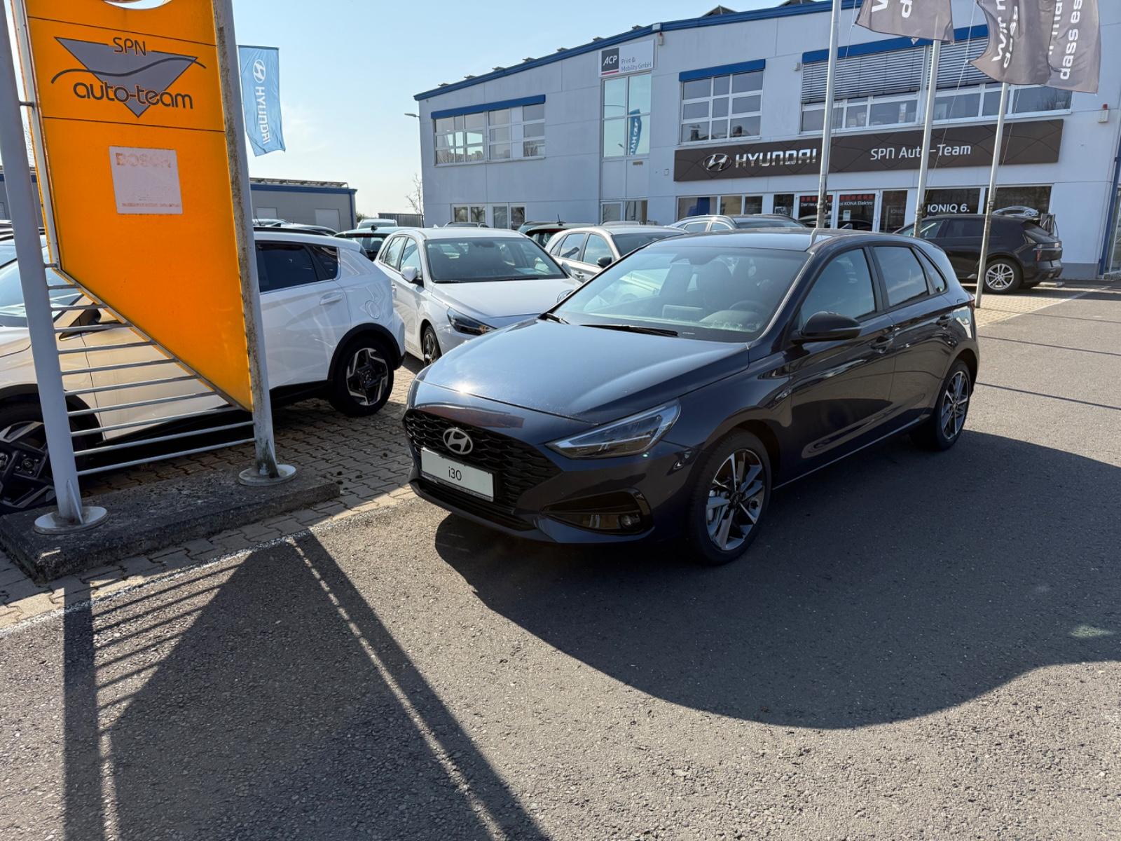 Hyundai i30 Advantage LED/NAVI/KAMERA