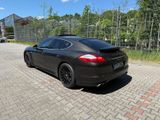 Porsche Panamera 4S S - Porsche Panamera mit Benzin-Antrieb: Braun