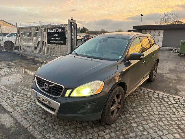 Volvo XC 60 XC60 Summum AWD 205 PS Automatic