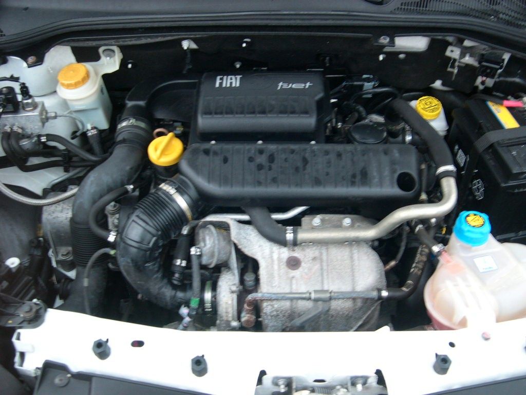 Fahrzeugabbildung Fiat Doblo Kasten CNG+Klima+Regaleinbau